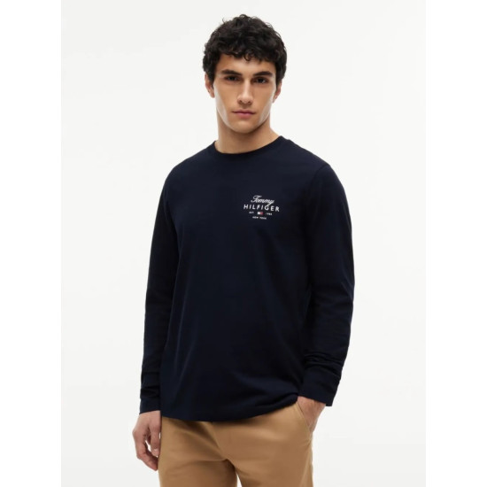 TOMMY HILFIGER SCRIPT STACK LONGSLEEVE REGULAR TEE MW0MW43225 DW5-DESSERT SKY