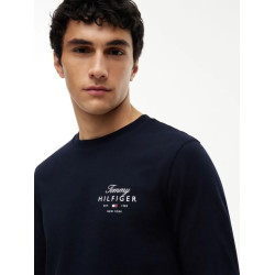 TOMMY HILFIGER SCRIPT STACK LONGSLEEVE REGULAR TEE MW0MW43225 DW5-DESSERT SKY